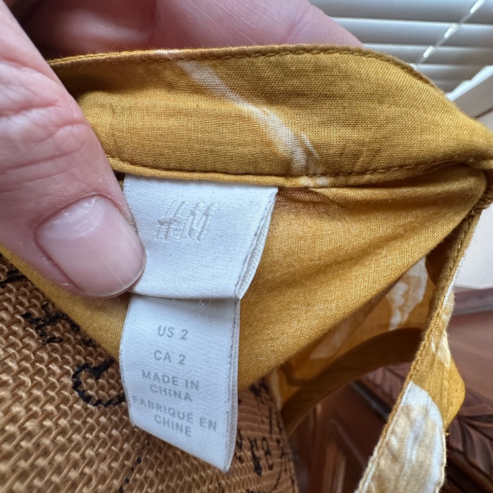 H&M Yellow Ruched Maxi Sundress - Picture 3 of 6